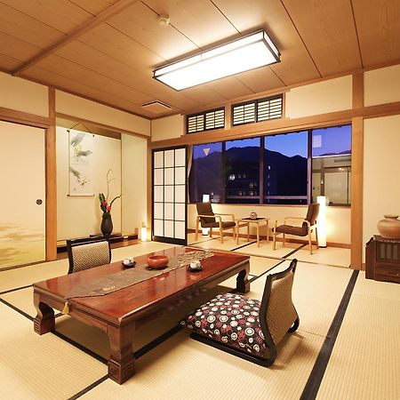 Hotel Kotobukiso Shin'onsen Exteriér fotografie